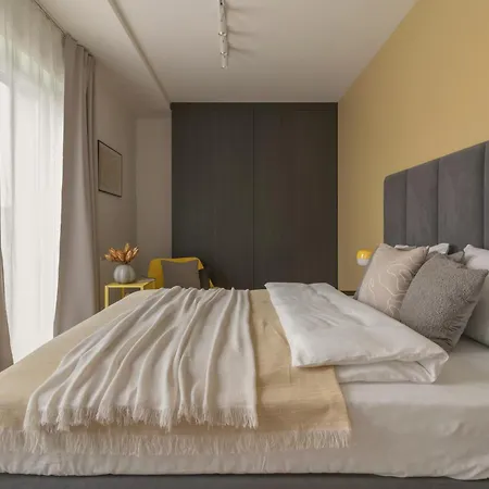 Apartio Apartment *