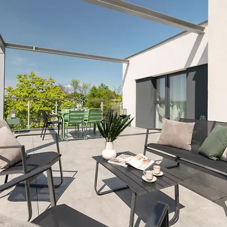 Apartio Apartment *